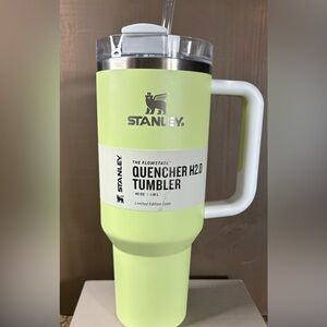 2023 Stanley 40oz Quencher H2.0 *Target Exclusive * Citron NWT NEW Never Used